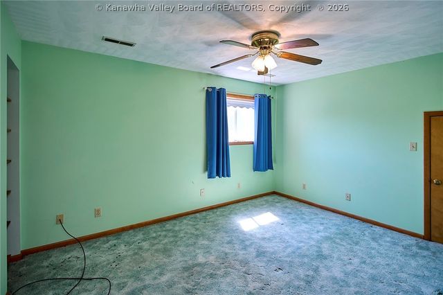 13708 Nancy Avenue, Chesapeake, WV 25315