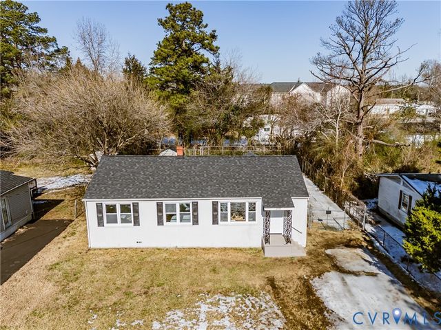 2773 Meadowbrook St, Petersburg, VA 23803