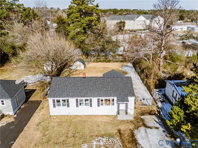 2773 Meadowbrook St, Petersburg, VA 23803