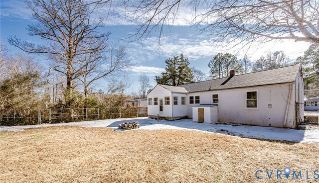 2773 Meadowbrook St, Petersburg, VA 23803