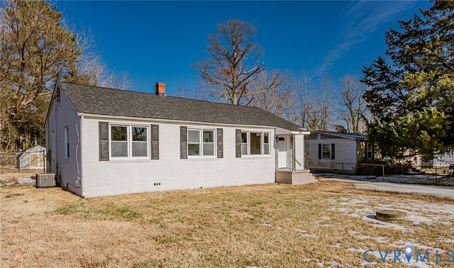 2773 Meadowbrook St, Petersburg, VA 23803