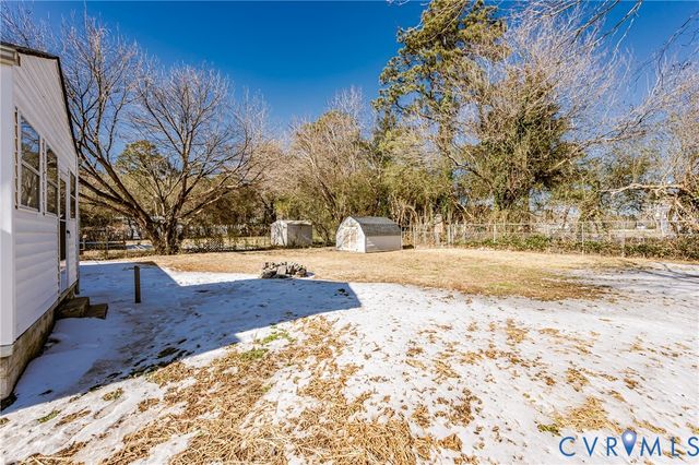 2773 Meadowbrook St, Petersburg, VA 23803