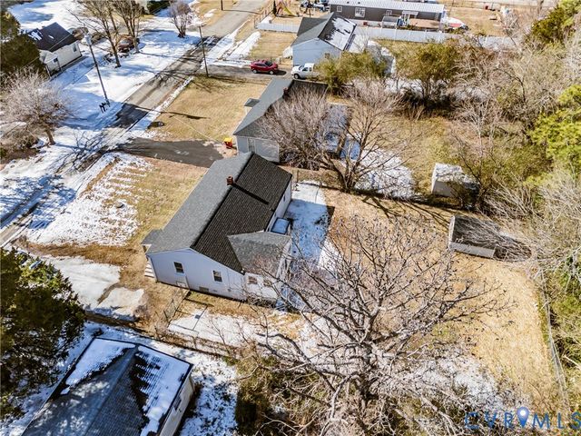 2773 Meadowbrook St, Petersburg, VA 23803