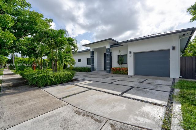 2521 SW 105th Avenue, Miami, FL 33165