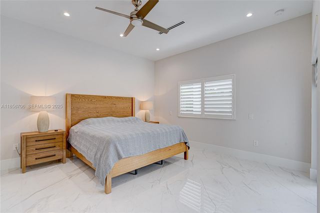 2521 SW 105th Avenue, Miami, FL 33165