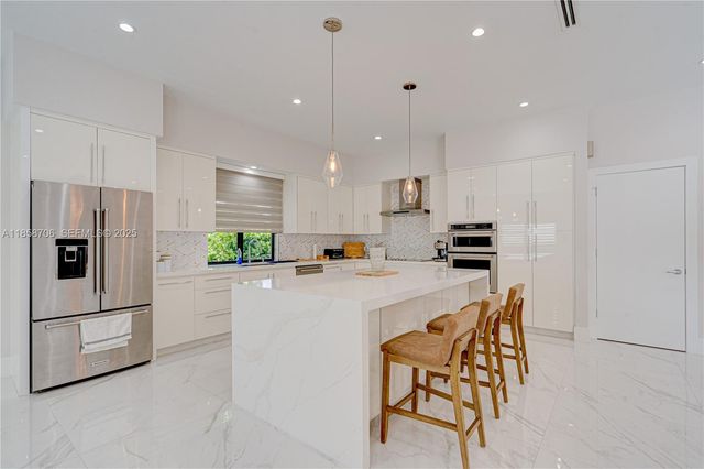 2521 SW 105th Avenue, Miami, FL 33165