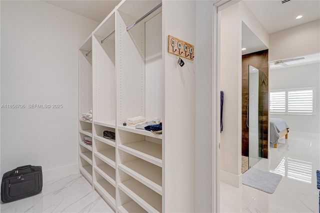 2521 SW 105th Avenue, Miami, FL 33165