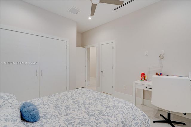 2521 SW 105th Avenue, Miami, FL 33165