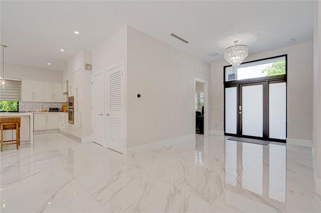 2521 SW 105th Avenue, Miami, FL 33165