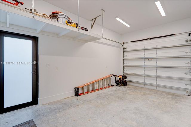 2521 SW 105th Avenue, Miami, FL 33165