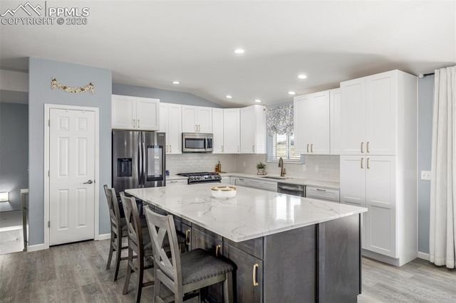 1207 N Kirkwood Drive, Pueblo, CO 81007