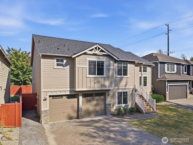 17218 84th Avenue NE, Arlington, WA 98223