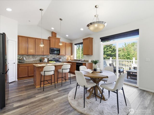 17218 84th Avenue NE, Arlington, WA 98223