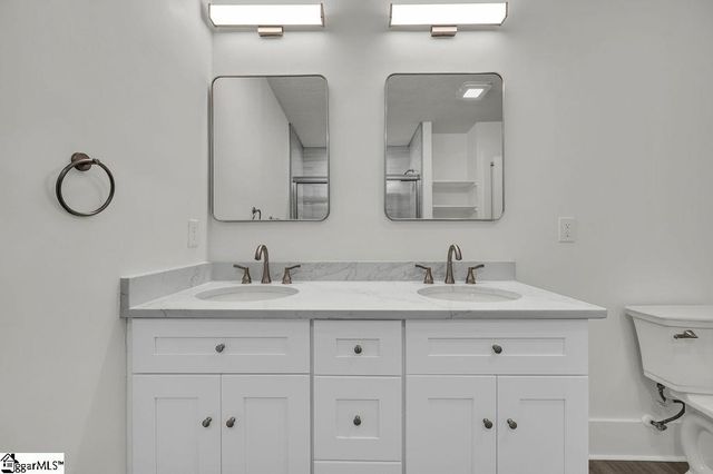 136 Lee Street, Laurens, SC 29360