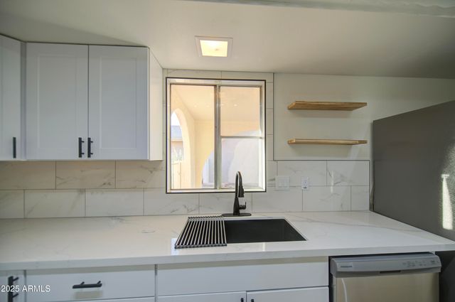 26405 S SNEAD Drive, Sun Lakes, AZ 85248