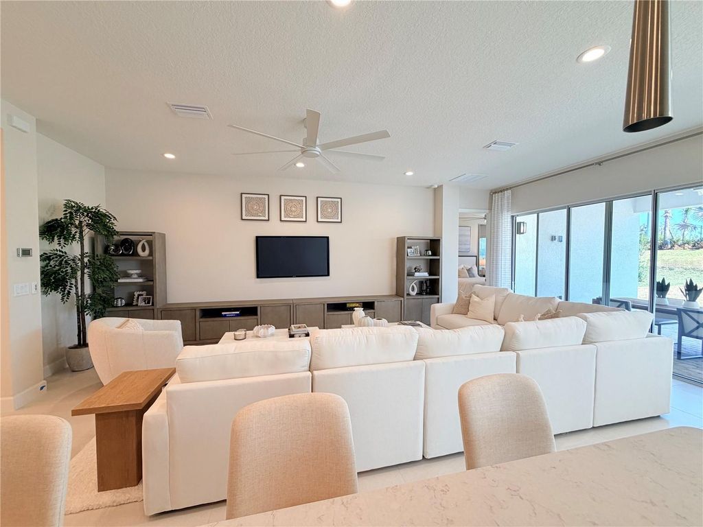 Image 14 of property listing at 32700 NEROLI STREET, Wesley Chapel, FL 33543