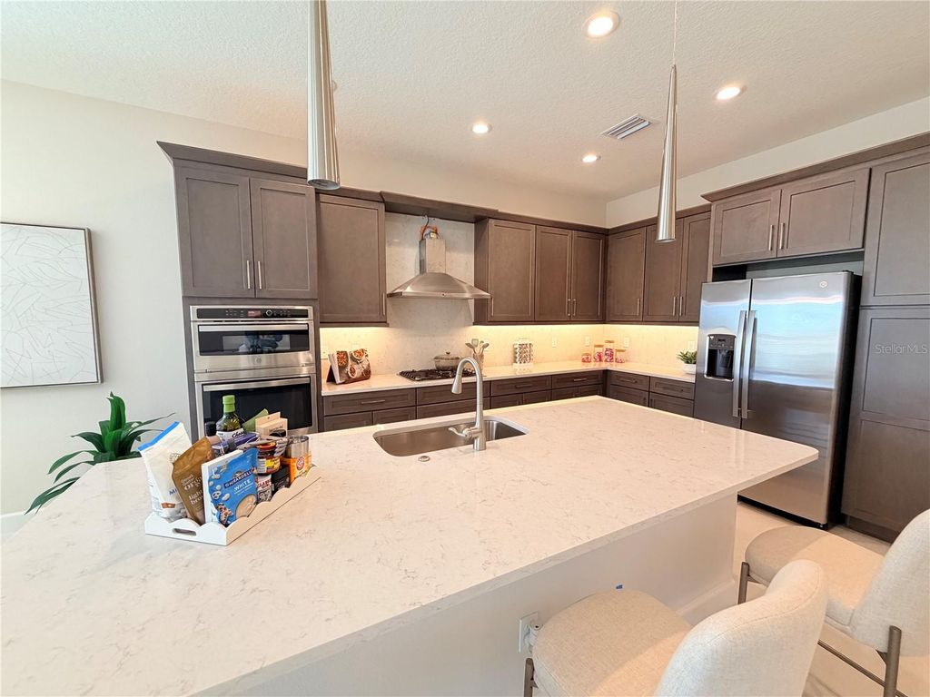 Image 9 of property listing at 32700 NEROLI STREET, Wesley Chapel, FL 33543