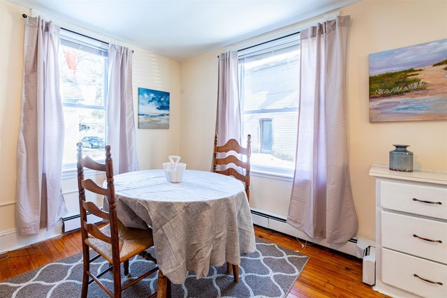 64 State Street, Windsor, VT 05089