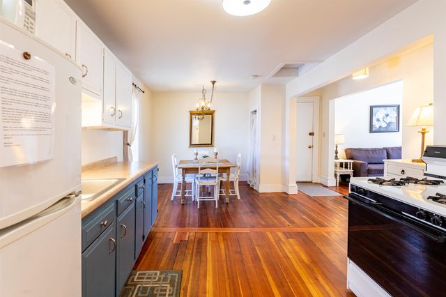 64 State Street, Windsor, VT 05089