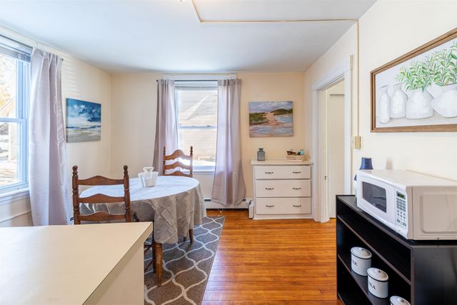 64 State Street, Windsor, VT 05089