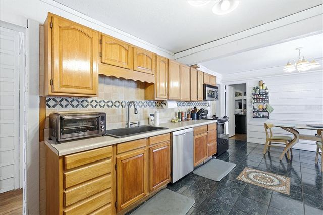 4608 46TH STREET N, St Petersburg, FL 33714