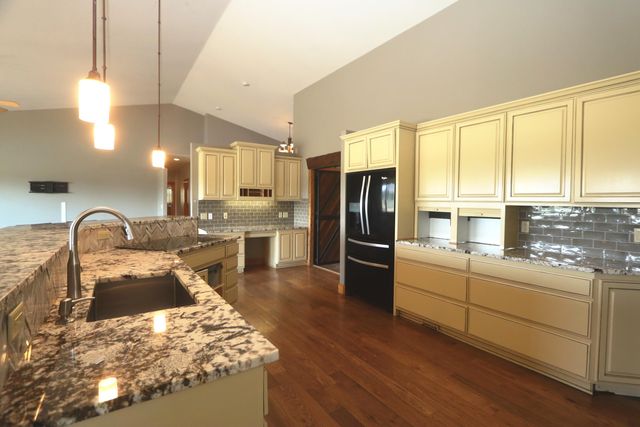 21491 Bear Creek Road, Bend, OR 97701