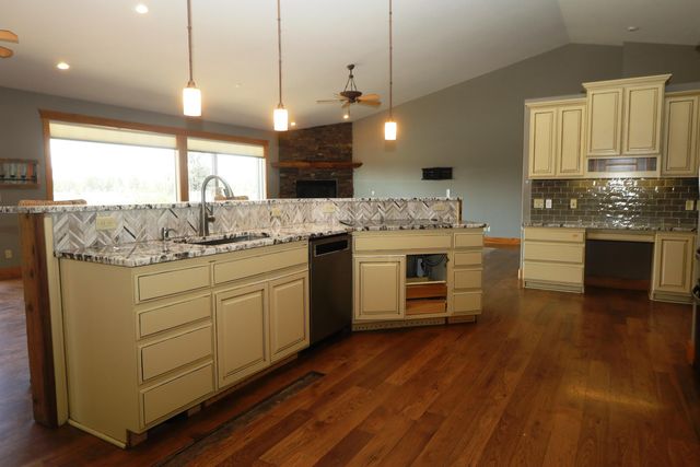 21491 Bear Creek Road, Bend, OR 97701