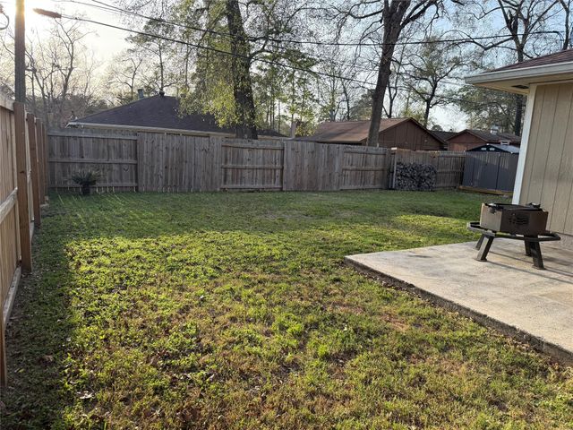 109 Ponderosa Trail, Conroe, TX 77301