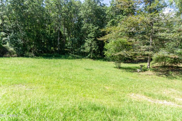 17220 Old Kelly Road, Vancleave, MS 39565