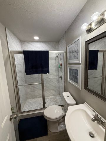 1506 Ruea Avenue, Grand Prairie, TX 75050