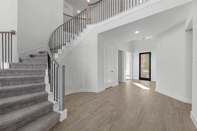 7400 Desert Needle DR, Lago Vista, TX 78645