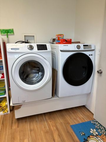 7055 Mccomber St, Sacramento, CA 95828