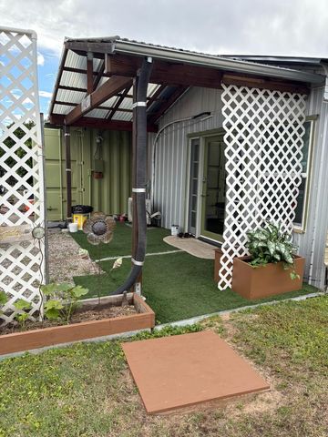 7055 Mccomber St, Sacramento, CA 95828