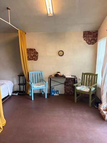 7055 Mccomber St, Sacramento, CA 95828