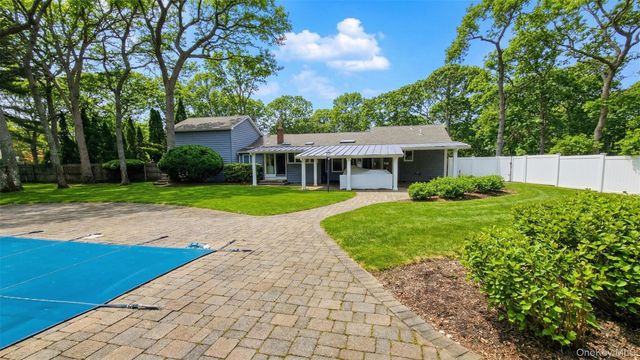 13 Beachland Avenue, East Quogue, NY 11942