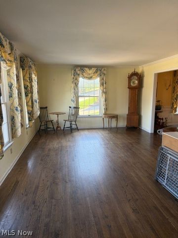 6 Lynnwood Drive, Vienna, WV 26105