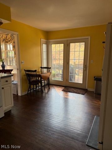 6 Lynnwood Drive, Vienna, WV 26105