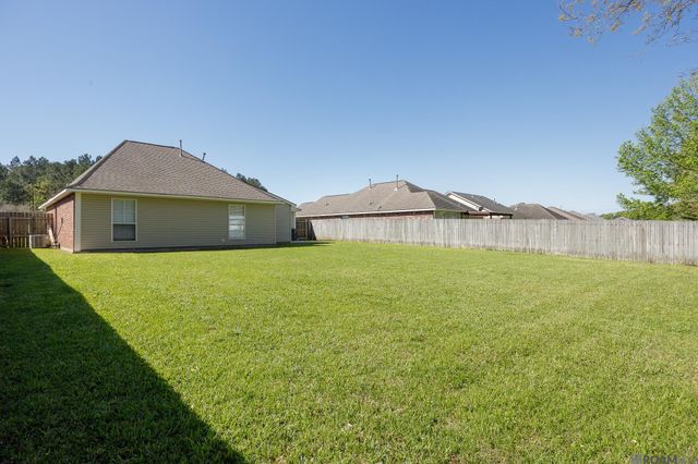 12497 Havenwood Dr, Denham Springs, LA 70726