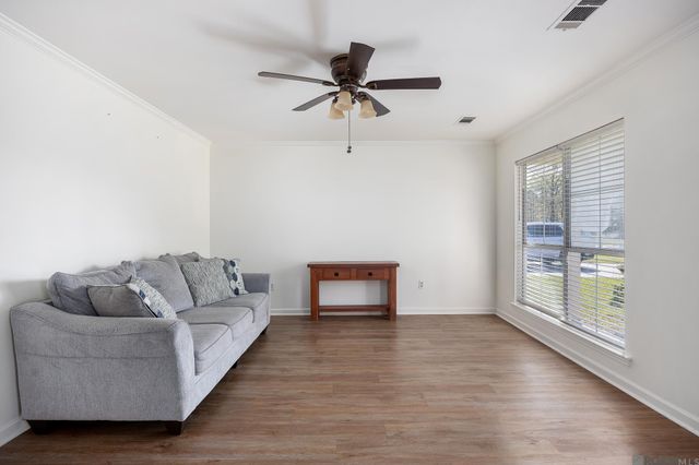 12497 Havenwood Dr, Denham Springs, LA 70726