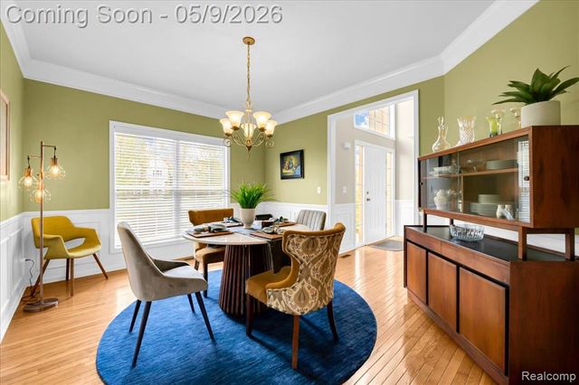 3881 High Grove Way, Lake Orion, MI 48360