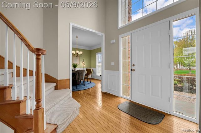 3881 High Grove Way, Lake Orion, MI 48360
