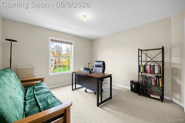 3881 High Grove Way, Lake Orion, MI 48360