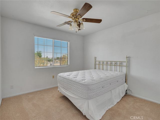 21693 Wren, Apple Valley, CA 92308