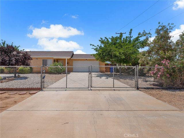 21693 Wren, Apple Valley, CA 92308