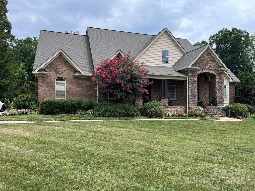 5441 Grayson Ridge Court, Gastonia, NC 28056