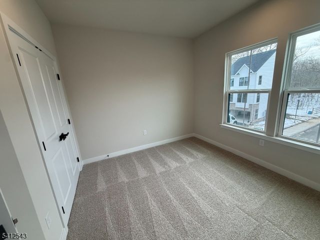 6 Lafayette Ln, Montville Twp., NJ 07082