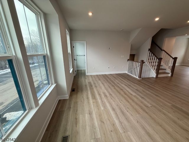 6 Lafayette Ln, Montville Twp., NJ 07082