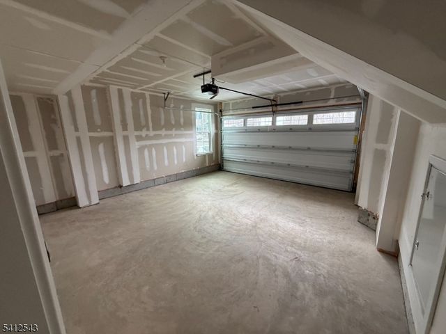 6 Lafayette Ln, Montville Twp., NJ 07082