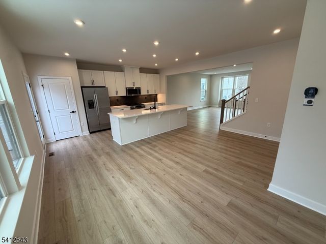 6 Lafayette Ln, Montville Twp., NJ 07082