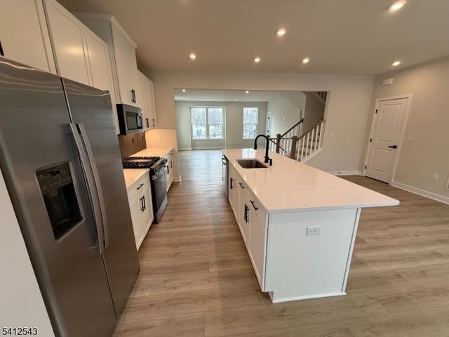 6 Lafayette Ln, Montville Twp., NJ 07082